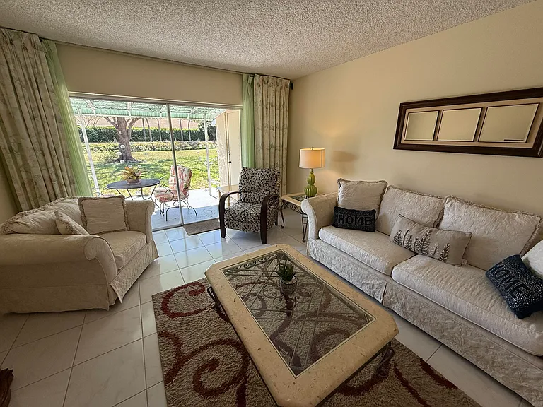 8540 Chevy Chase Dr #8540 — Photo 12