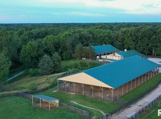 12188 Gabbys Rd, Chandlerville, IL 62627