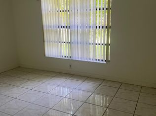1419 Summit Run Cir, West Palm Beach, FL 33415