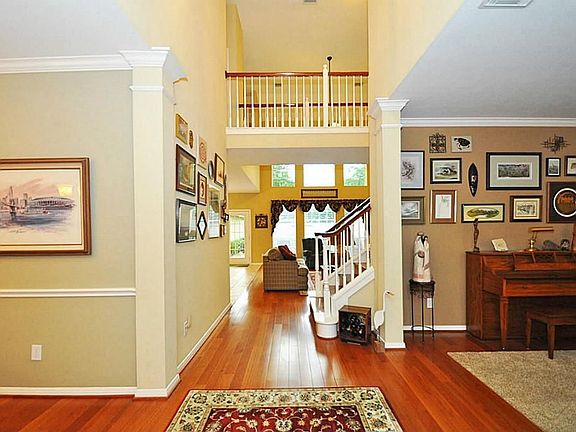4th image of 22315 Piper Terrace Ln