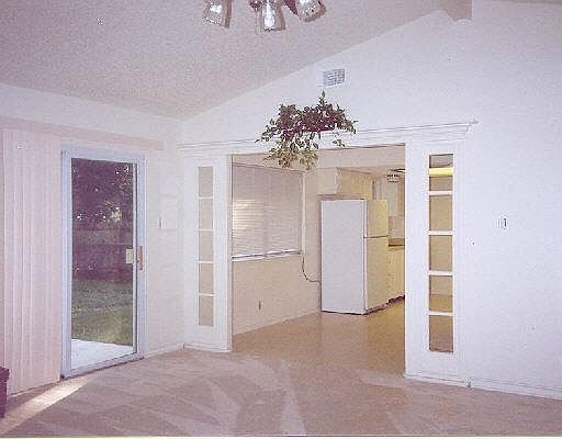 2nd image of 2802 FLORAL WAY