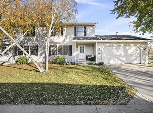 2506-2508 Greenway Vw, Madison, WI 53713