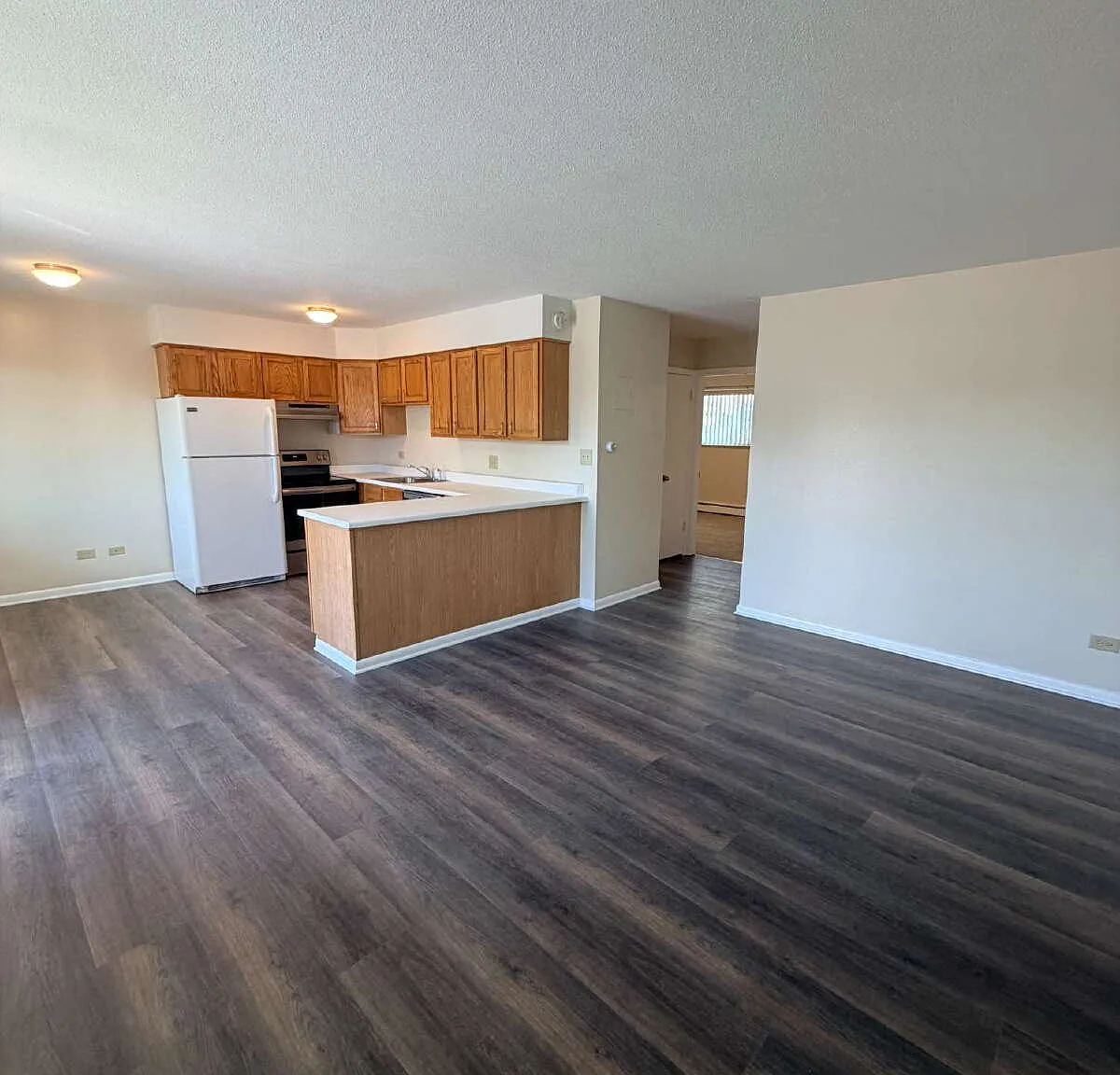 1280 Wolff St — Photo 2
