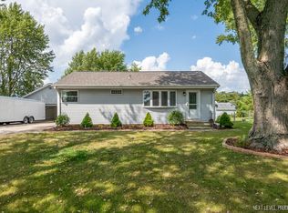 42W738 Star Ln, Sugar Grove, IL 60554