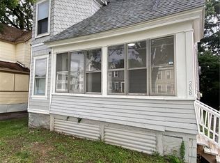 208 Helen St, Syracuse, NY 13203