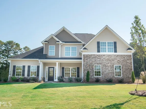 74 Kindelwood Dr, Newnan, GA 30263