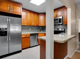 324 Pine Ridge Cir APT C-1, Greenacres, FL 33463