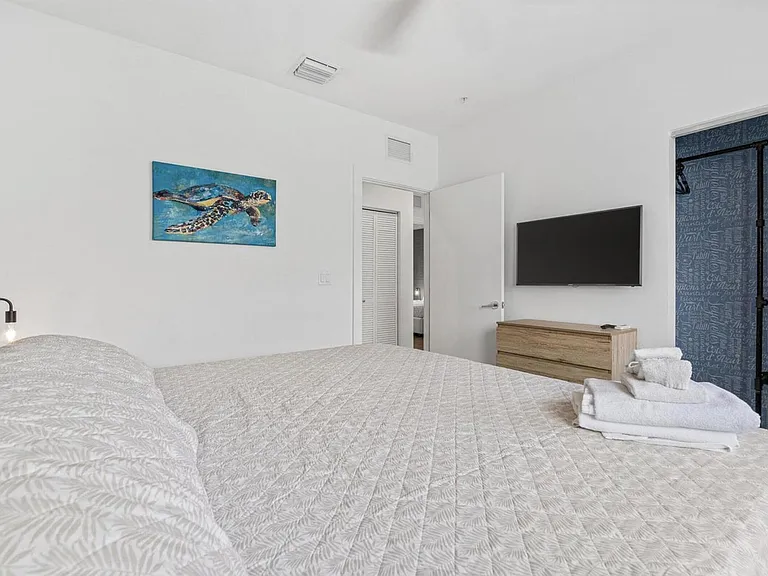 1367 N Ocean Blvd — Photo 14