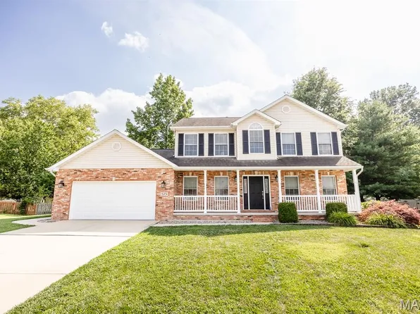 525 Streamstone Ln, Mascoutah, IL 62258