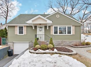 85 Jackson Ave, Rutherford, NJ 07070