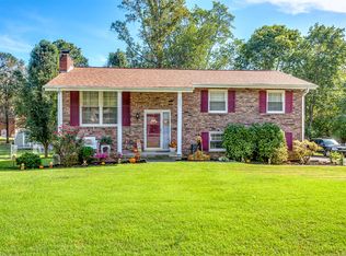 4324 Lonor Dr, Knoxville, TN 37918