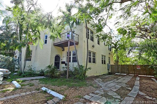 1st image of 2630 Natoma St #1