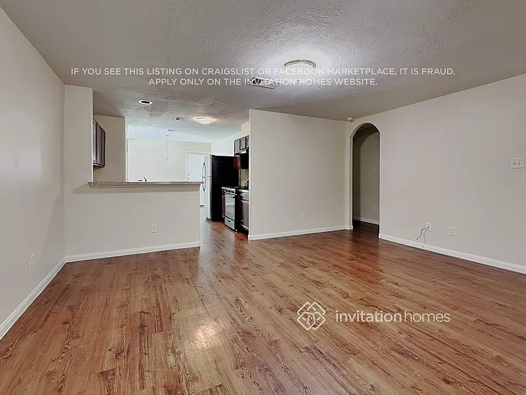 12015 Becca Crossing Way — Photo 4