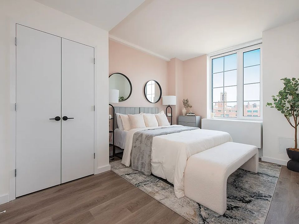 1st image of 1856 Park Ave #12B