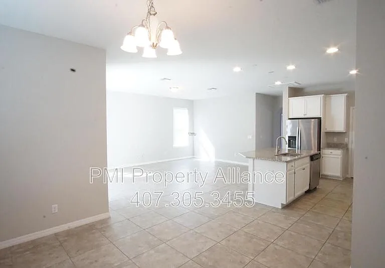 1427 Cabot Dr — Photo 8
