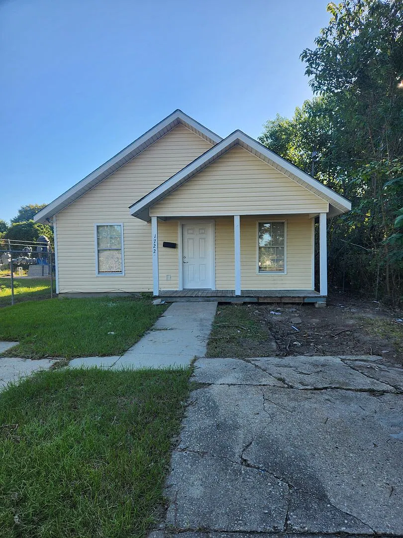 House for Rent — Photo 1