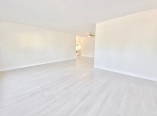10860 Blix Street, North Hollywood, CA 91602