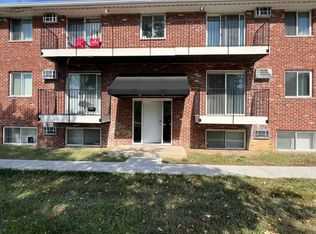 9128 E 10th St #6, Indianapolis, IN 46219