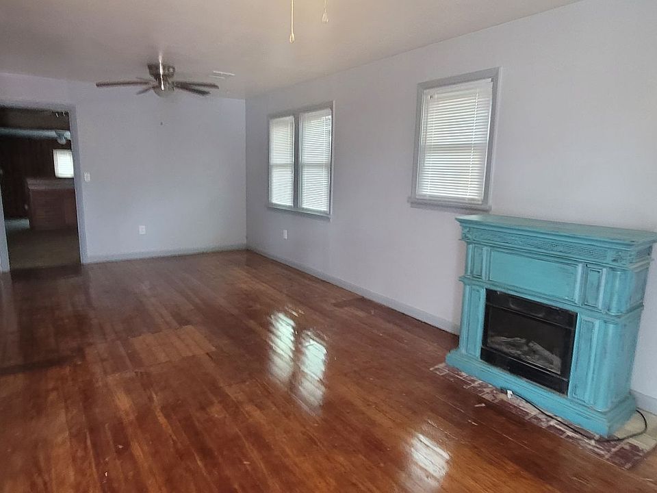 1st image of 408 S Maryland St