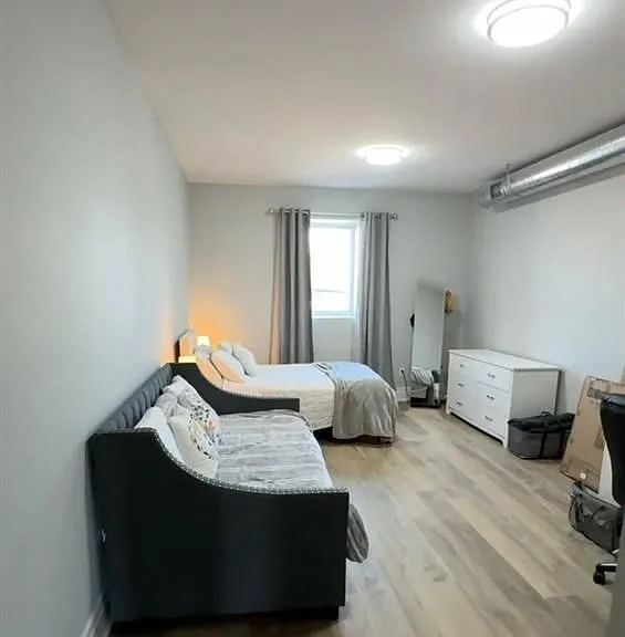 66 Albert St W #1 — Photo 9