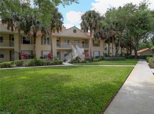 257 Robin Hood Cir #8-203, Naples, FL 34104