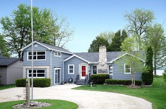1st image of N8043 Lakeshore Dr
