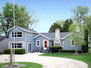 N8043 Lakeshore Dr, Fond Du Lac, WI 54937