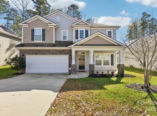 6428 Bluegill Rd, Charlotte, NC 28216