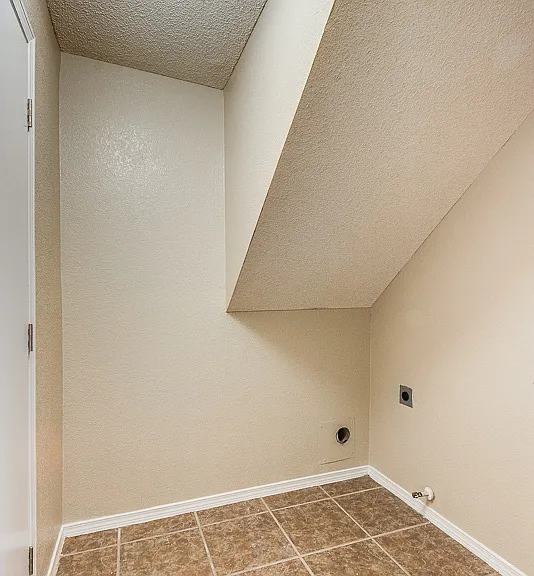 10932 Duster Dr — Photo 13