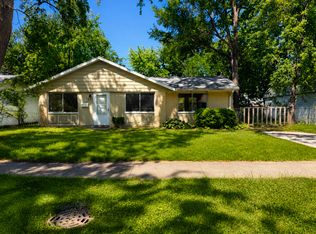 1109 Austin Dr, Urbana, IL 61802
