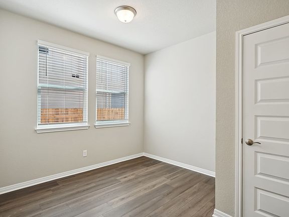 The Republic 575 Floorplan