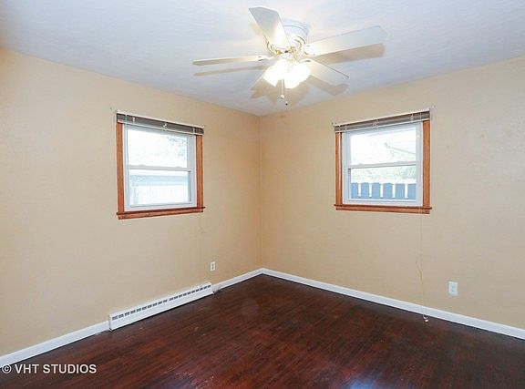 4th image of 2320 Hermon Ave