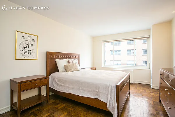 Sold by Compass | media 6