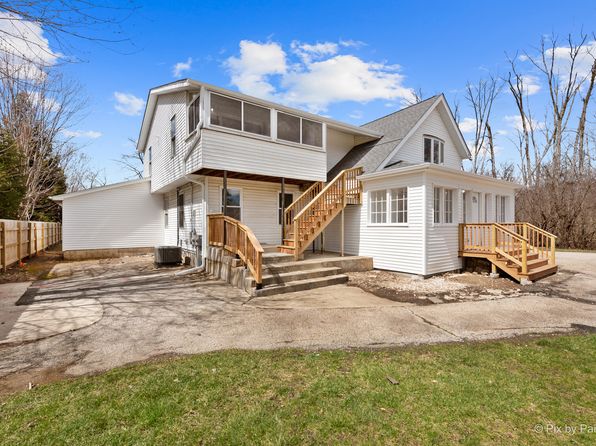 544 N Hainesville Rd #2