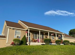 4 Monique Dr, Windham, ME 04062