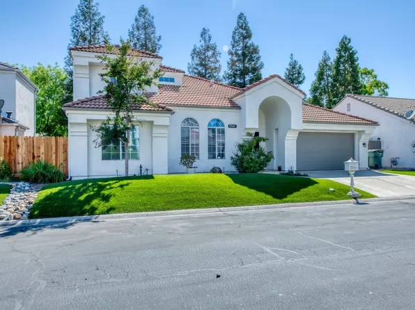 9547 N Whitehouse Dr, Fresno, CA 93720