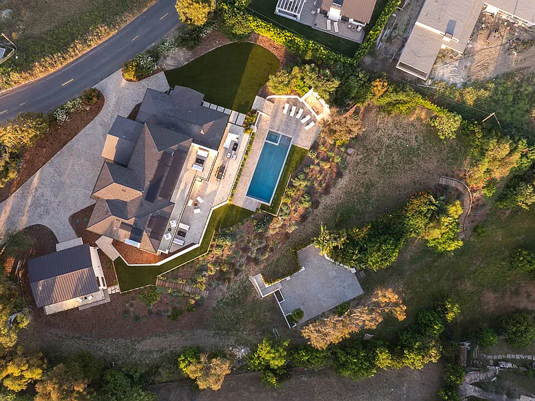29924 Harvester Rd — Photo 2