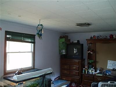 5th image of 34 Comer Ct