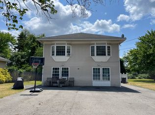 16 Fermac St, Albany, NY 12205