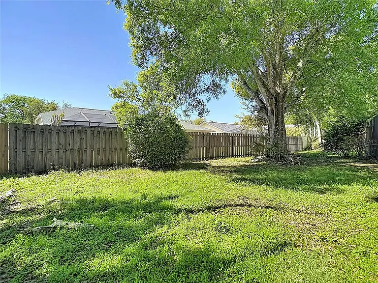 4072 Belmoor Dr — Photo 52