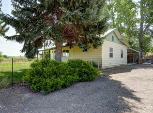 16913 Locust Ln, Caldwell, ID 83607
