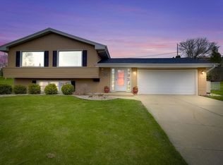 5034 Spruce Ct, Greendale, WI 53129