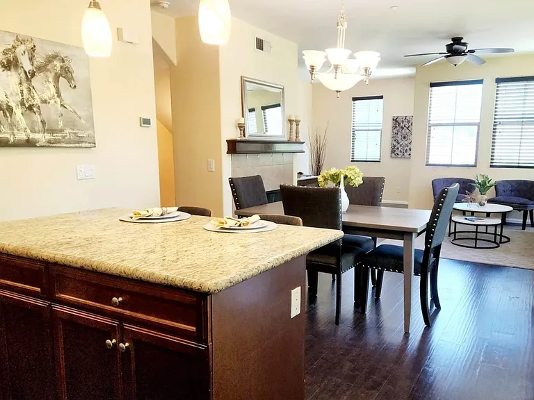 1823 Peach Ct #7 — Photo 10