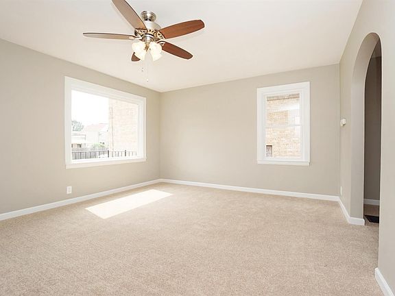 5th image of 3984 Superior Ave