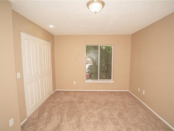 4th image of 1317 Eagle Ln