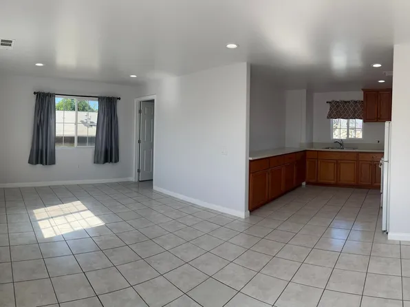 1454 N Gaviota Ave, Long Beach, CA 90813