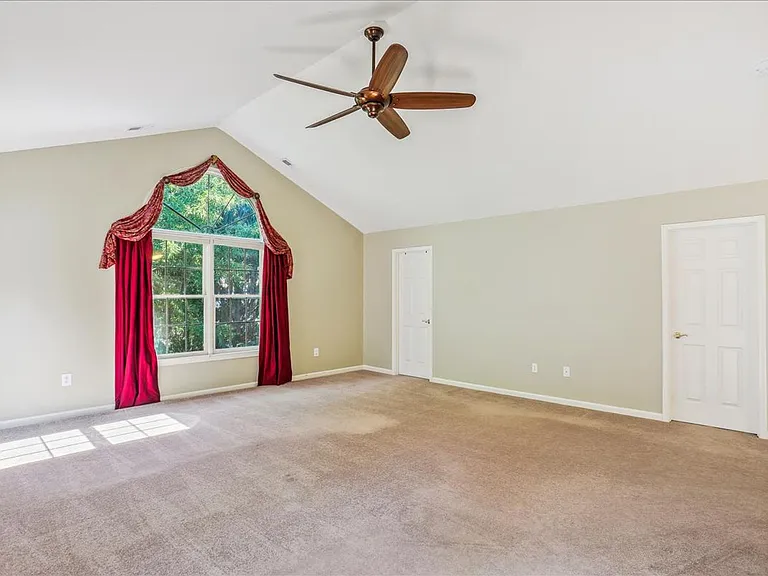 8931 Falls Farm Dr — Photo 74