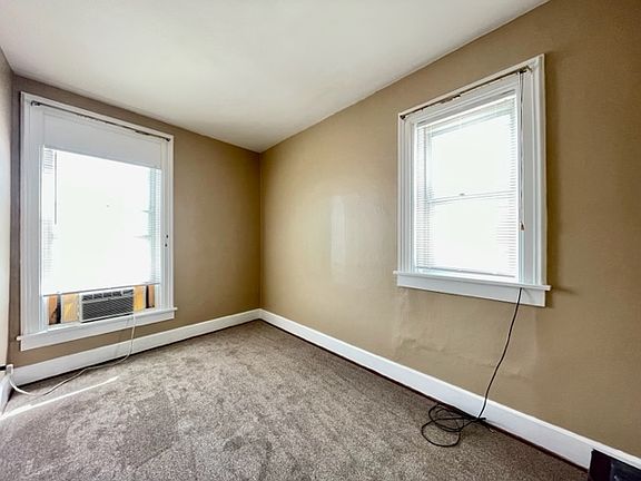 4th image of 145 Center St #5