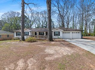 1347 Cotton Creek Dr, Lawrenceville, GA