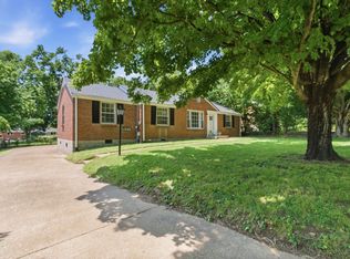 521 Landon Dr, Nashville, TN 37220
